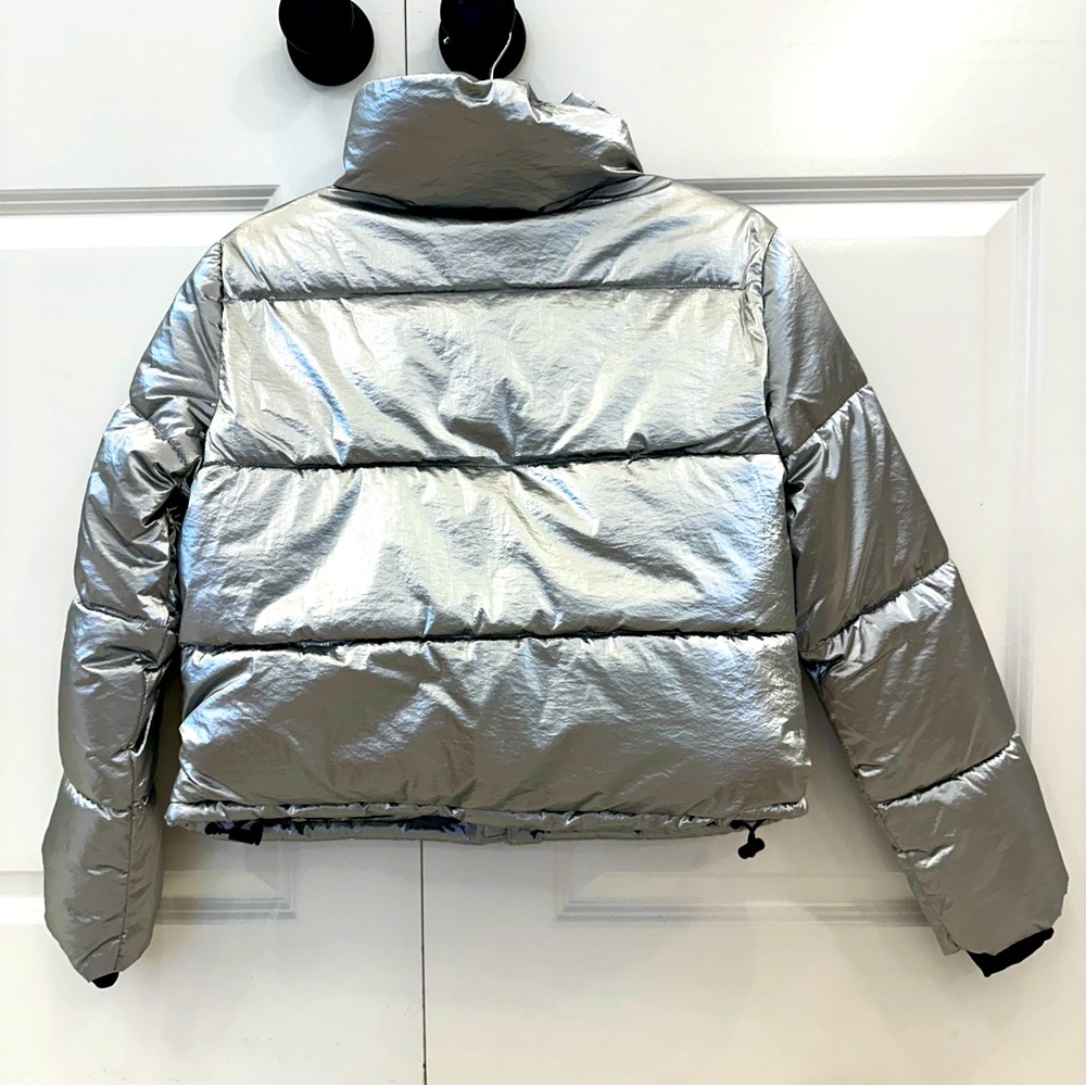 GAP Silver Metallic Crop Puffer Jacket Petite XS Y2K NEW w/ TAGS - Picture 5 of 16